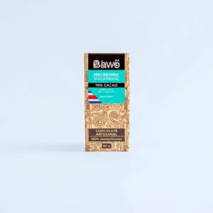 Barra de chocolate 70% con Macadamia · Imagen generada