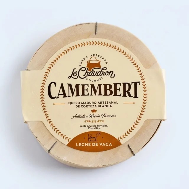 Queso Camembert de Vaca · Imagen generada